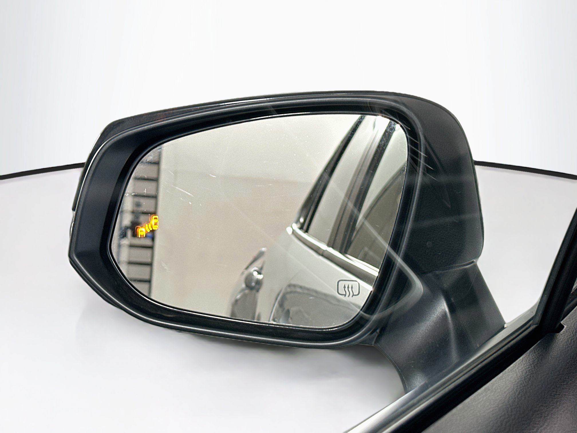Used 2026 Toyota Corolla Cross LE FWD image 16