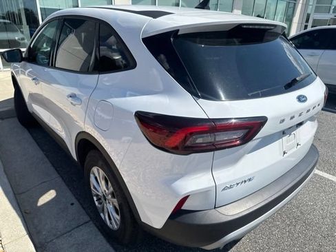 Used 2025 Ford Escape Active AWD/4WD image 19