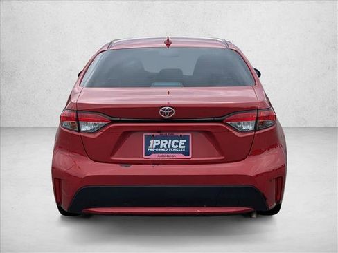 Used 2021 Toyota Corolla LE FWD image 6