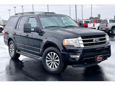 Used 2016 Ford Expedition XLT AWD/4WD image 2