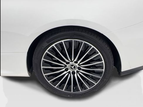 Used 2025 Mercedes-Benz CLE 300 4MATIC Coupe w/ AMG Line image 12