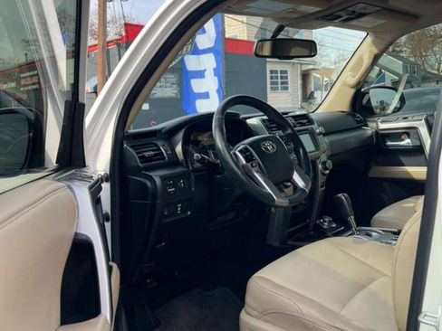 Used 2016 Toyota 4Runner SR5 Premium image 14