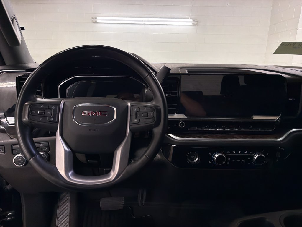 Used 2023 GMC Sierra 1500 Elevation AWD/4WD image 9