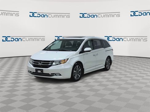 Used 2015 Honda Odyssey Touring Elite image 4