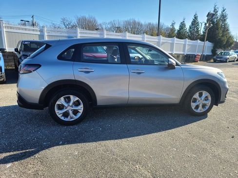 Certified 2023 Honda HR-V LX image 6