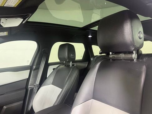 Used 2024 Land Rover Range Rover Velar Dynamic SE image 31