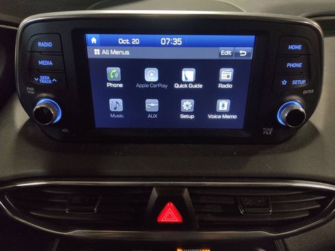 Used 2019 Hyundai Santa Fe SE image 25