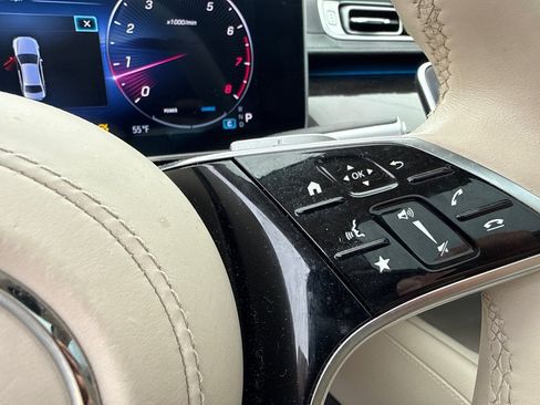 Used 2023 Mercedes-Benz S 500 4MATIC w/ AMG Line image 33