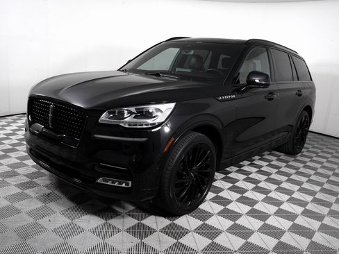 Used 2023 Lincoln Aviator Black Label w/ Jet Package image 8