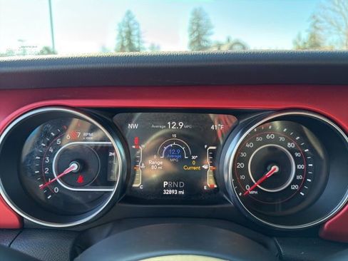 Used 2022 Jeep Wrangler Unlimited Rubicon w/ Steel Bumper Group image 21