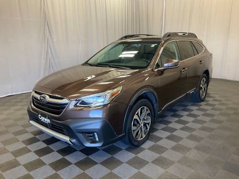 Used 2020 Subaru Outback Limited w/ Popular Package #2 AWD/4WD image 8