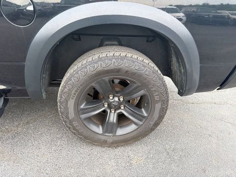 Used 2022 RAM 1500 Classic Warlock w/ Electronics Group AWD/4WD image 3