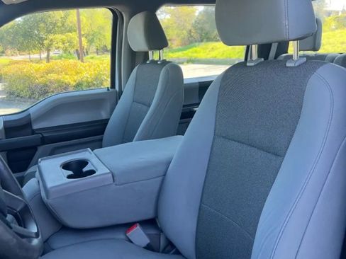 Used 2016 Ford F150 XLT image 15