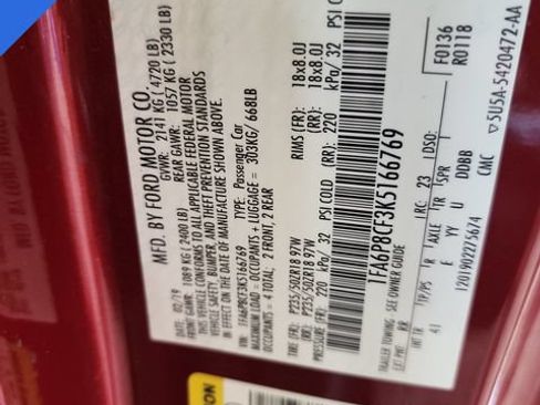 Used 2019 Ford Mustang GT Premium RWD image 22