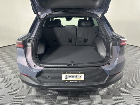 New 2026 Chevrolet Equinox EV LT image 12