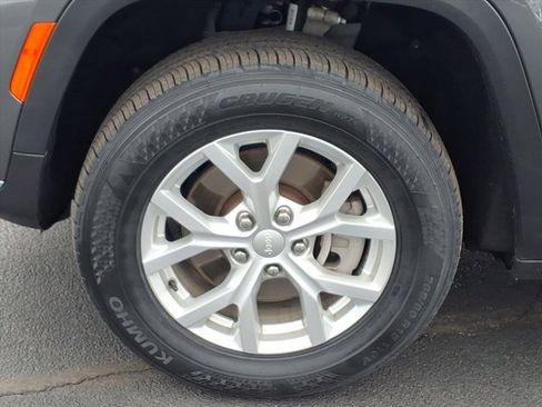 Used 2023 Jeep Grand Cherokee L Limited image 30