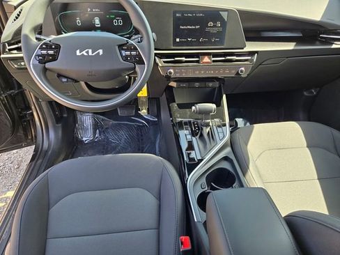 New 2026 Kia Niro LX FWD image 19