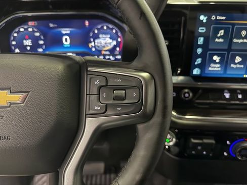 Certified 2025 Chevrolet Silverado 2500 LT w/ Convenience Package image 18