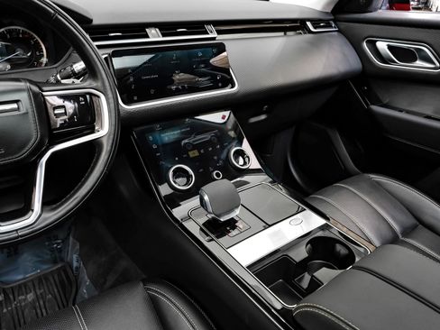 Used 2023 Land Rover Range Rover Velar R-Dynamic S image 28