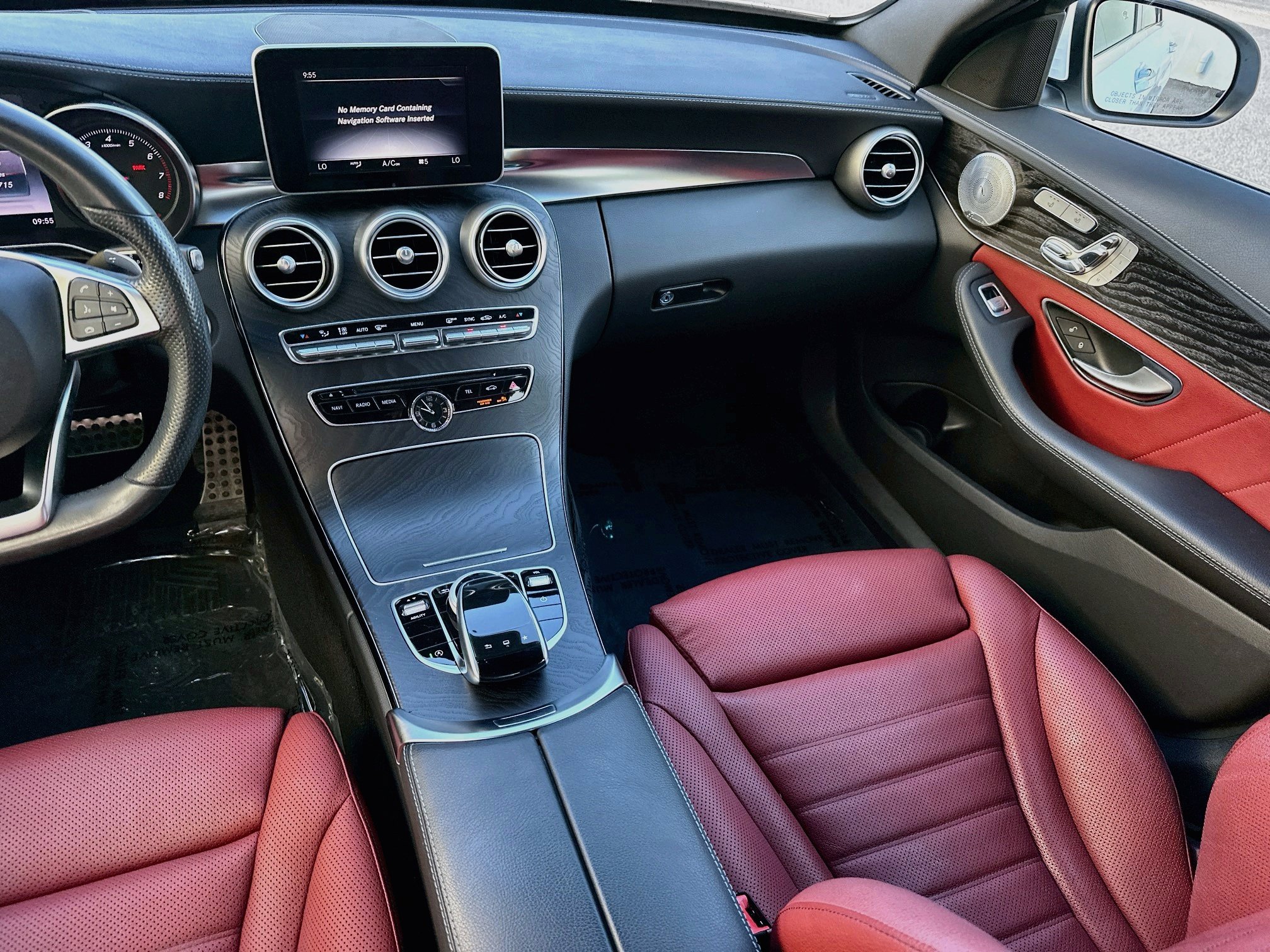 Used 2015 Mercedes-Benz C 300 Sedan image 23
