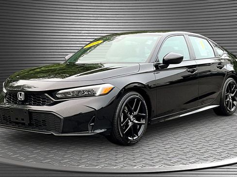 Used 2025 Honda Civic Sport image 3
