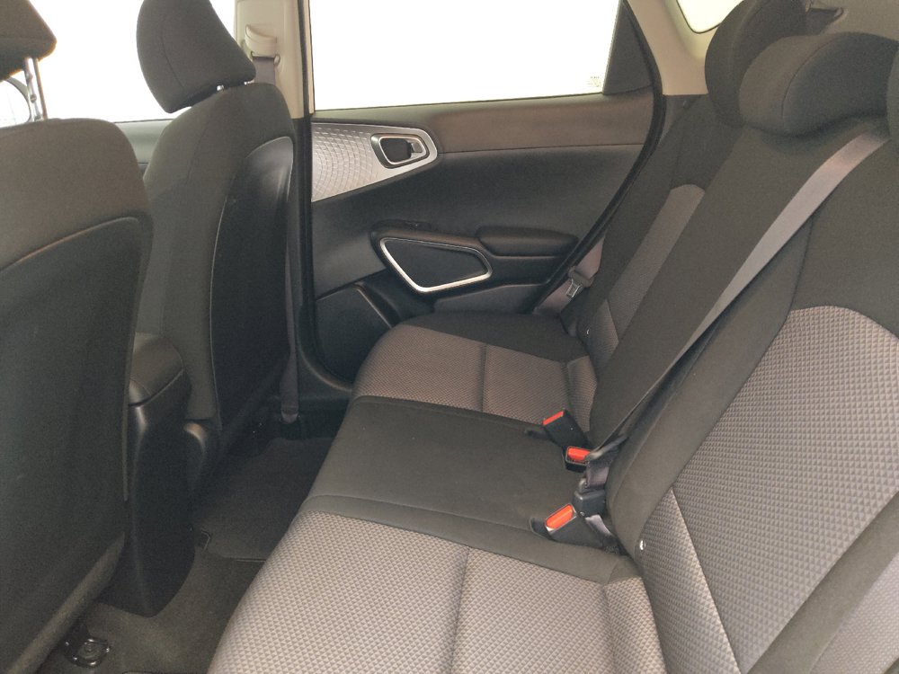 Used 2022 Kia Soul LX FWD image 18