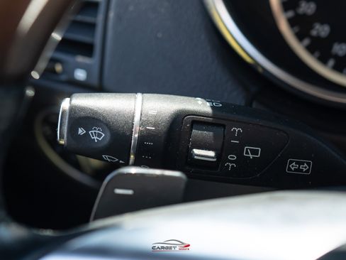 Used 2013 Mercedes-Benz G 550 image 28