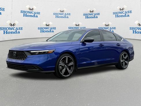 Used 2023 Honda Accord Sport image 2