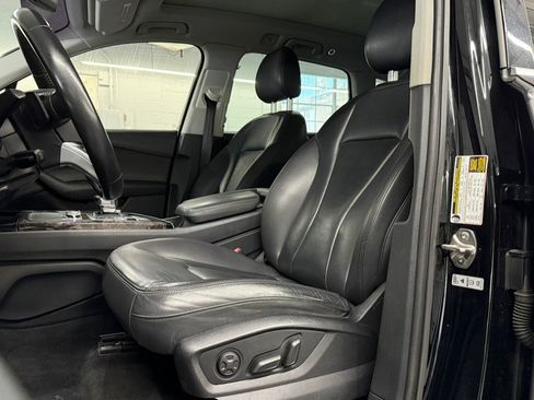 Used 2017 Audi Q7 3.0T Premium AWD/4WD image 16