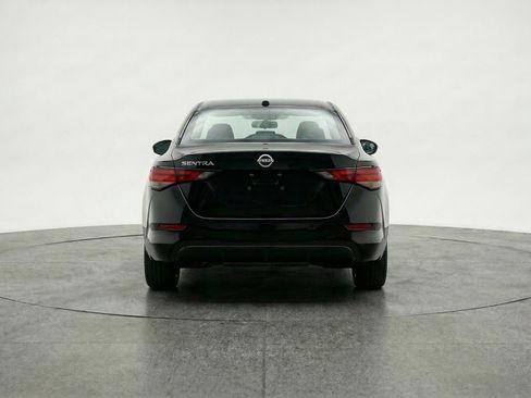 Used 2025 Nissan Sentra SV image 7