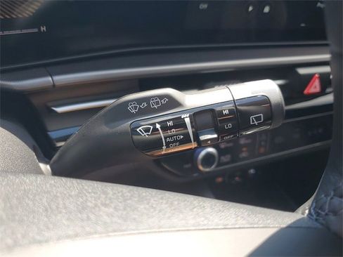 New 2026 Kia Sportage EX w/ EX Panorama Roof Package image 31