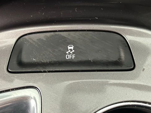 Used 2023 Chevrolet Malibu LT FWD image 19