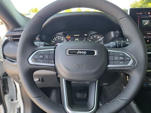 New 2026 Jeep Compass Latitude AWD/4WD image 22
