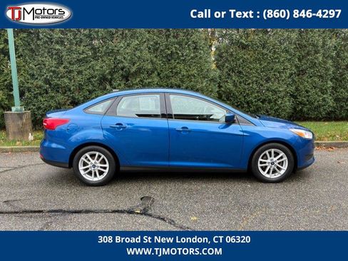Used 2018 Ford Focus SE image 6