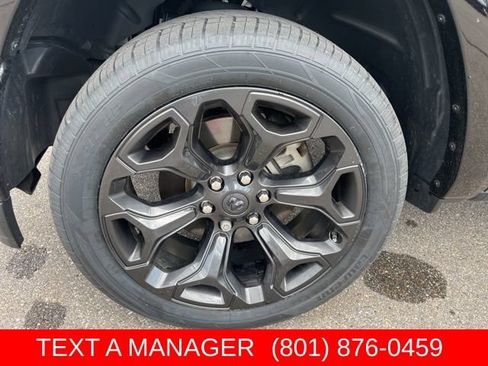 Used 2023 RAM 1500 Limited AWD/4WD image 9