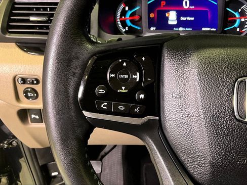 Used 2020 Honda Pilot Elite image 11