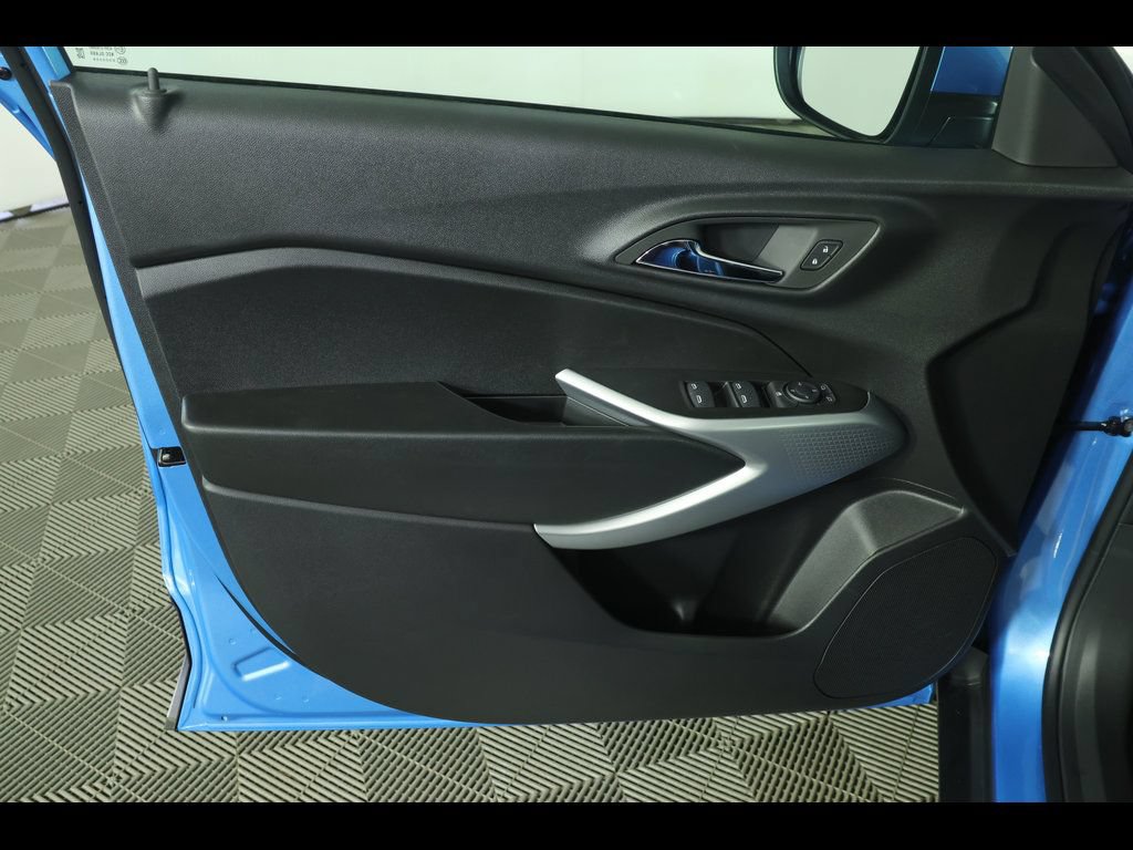 New 2026 Chevrolet Trax LS w/ LS Convenience Package FWD image 20