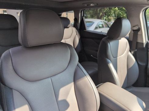 Used 2019 Hyundai Santa Fe FWD image 29