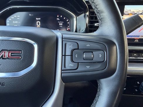 Used 2024 GMC Sierra 1500 SLT AWD/4WD image 38
