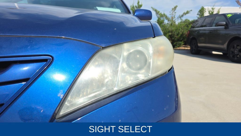 Used 2009 Toyota Camry LE FWD image 9