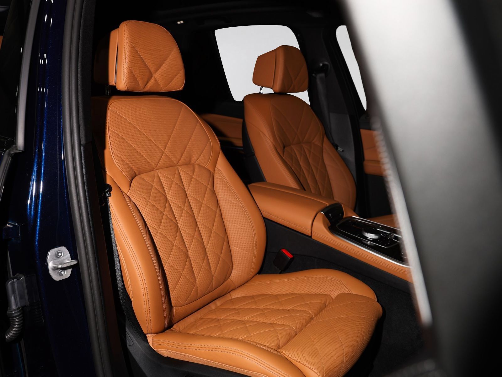 Used 2026 BMW X5 M60i w/ Executive Package AWD/4WD image 6