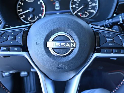 New 2025 Nissan Altima 2.5 SR w/ SR Premium Package image 8