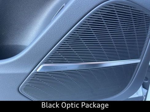 New 2025 Audi Q8 Premium Plus image 9