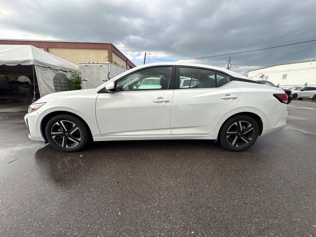 Used 2025 Nissan Sentra SV FWD image 6