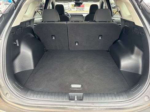 Used 2023 Kia Sportage LX image 25