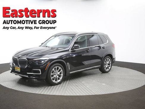 Used 2023 BMW X5 xDrive40i AWD/4WD image 52