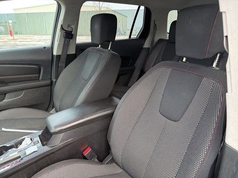 Used 2017 GMC Terrain SLE image 13