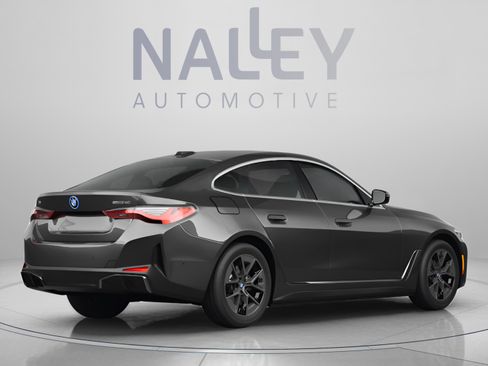 Used 2025 BMW i4 eDrive40 w/ Premium Package RWD image 3