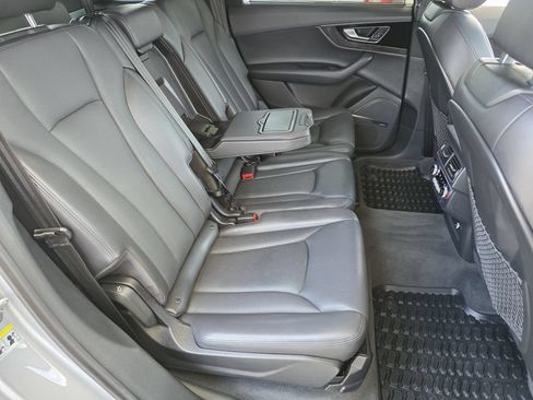 Used 2018 Audi Q7 3.0T Prestige w/ Prestige Package AWD/4WD image 27