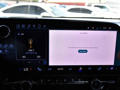 Used 2024 Chevrolet Blazer EV LT AWD/4WD image 28